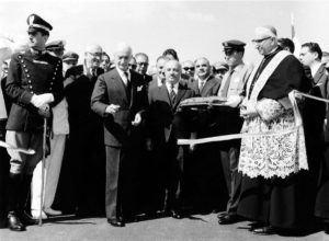 1962: il presidente Antonio Segni inaugura il tratto Frosinone-Caserta dell’Autostrada del Sole.