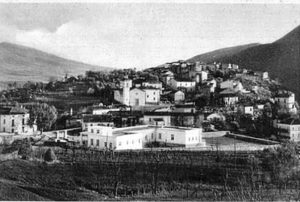 Sant’Andrea del Garigliano in una vecchia immagine.